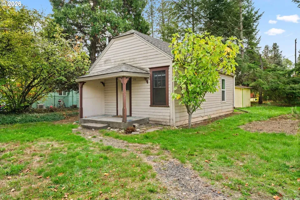1 Bed 1 Bath Classic Historic Era Home in Corvallis, OR - 1