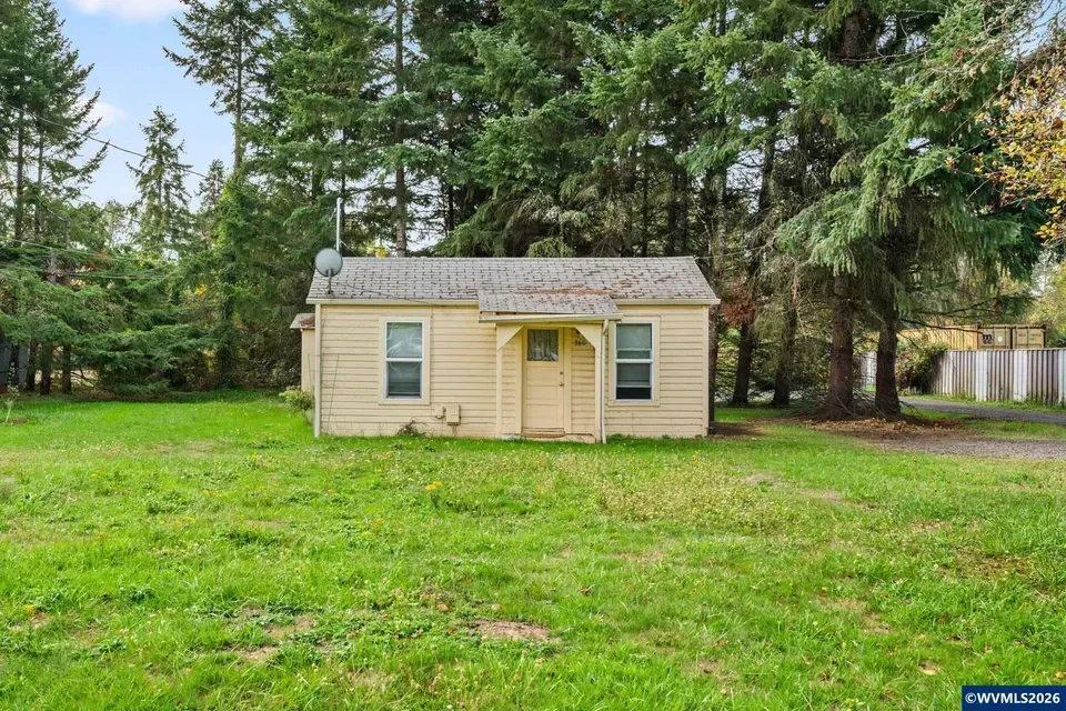 1 Bed 1 Bath Classic Historic Era Home in Corvallis, OR