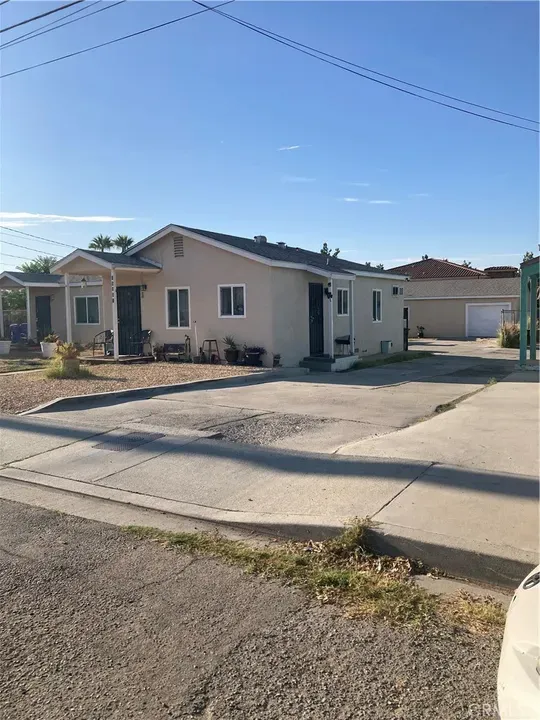 1 Bed 1 Bath Classic Historic Era Home in Fontana, CA