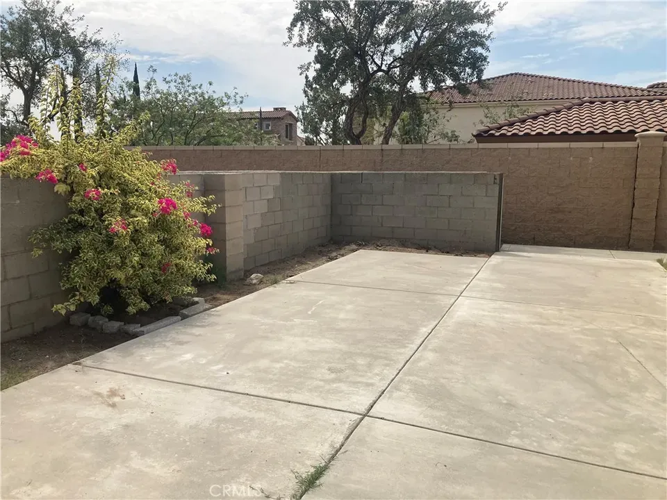 1 Bed 1 Bath Classic Historic Era Home in Fontana, CA - 4