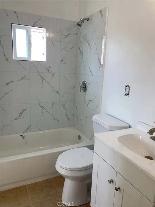 1 Bed 1 Bath Classic Historic Era Home in Fontana, CA - 5