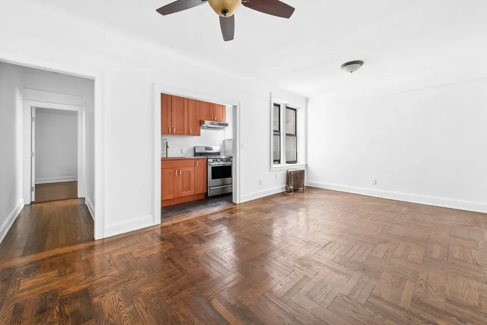 1 Bed 1 Bath Classic Historic Era Home in New York, NY - 4