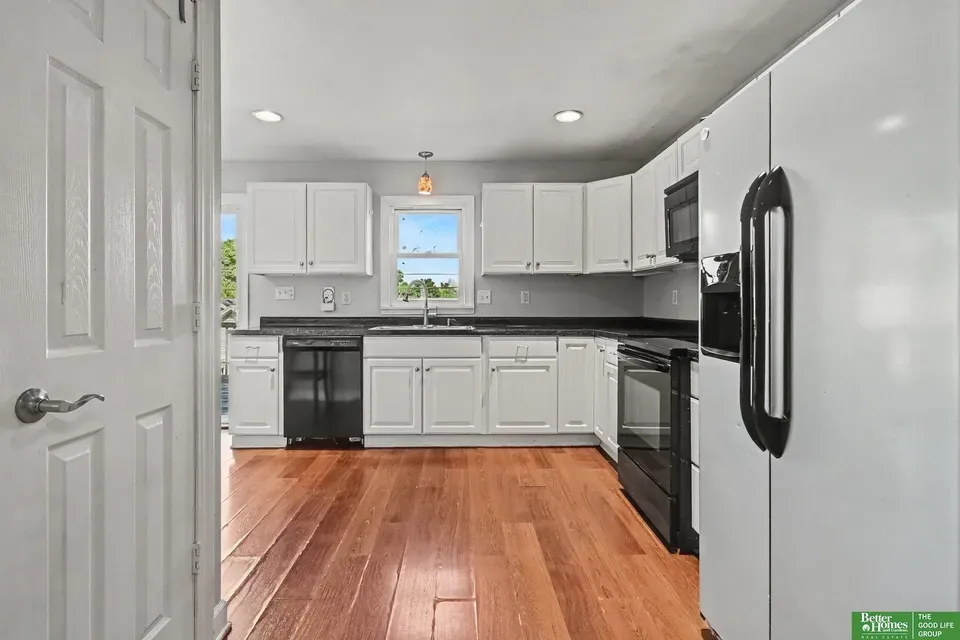 1 Bed 1 Bath Classic Historic Era Home in Omaha, NE - 1