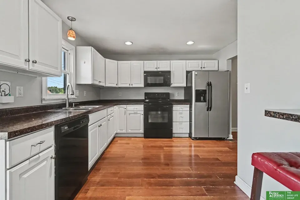 1 Bed 1 Bath Classic Historic Era Home in Omaha, NE - 3