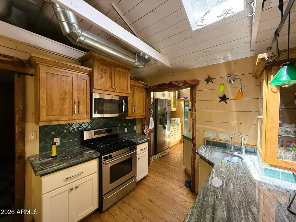 1 Bed 1 Bath Classic Historic Era Home in Scottsdale, AZ - 4