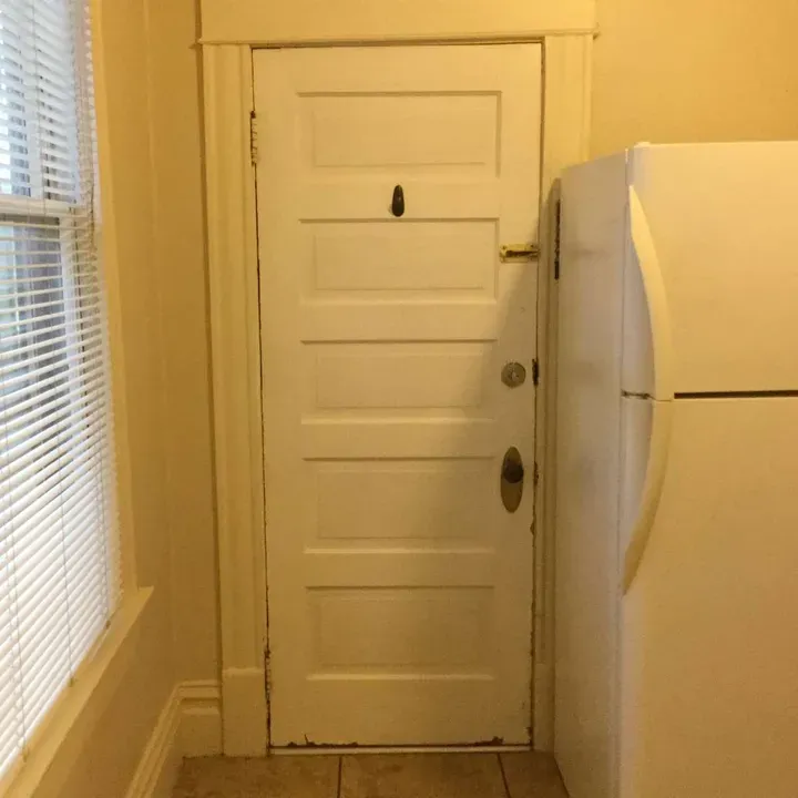 1 Bed 1 Bath Contemporary High-Rise Condo in Boise, ID - 4