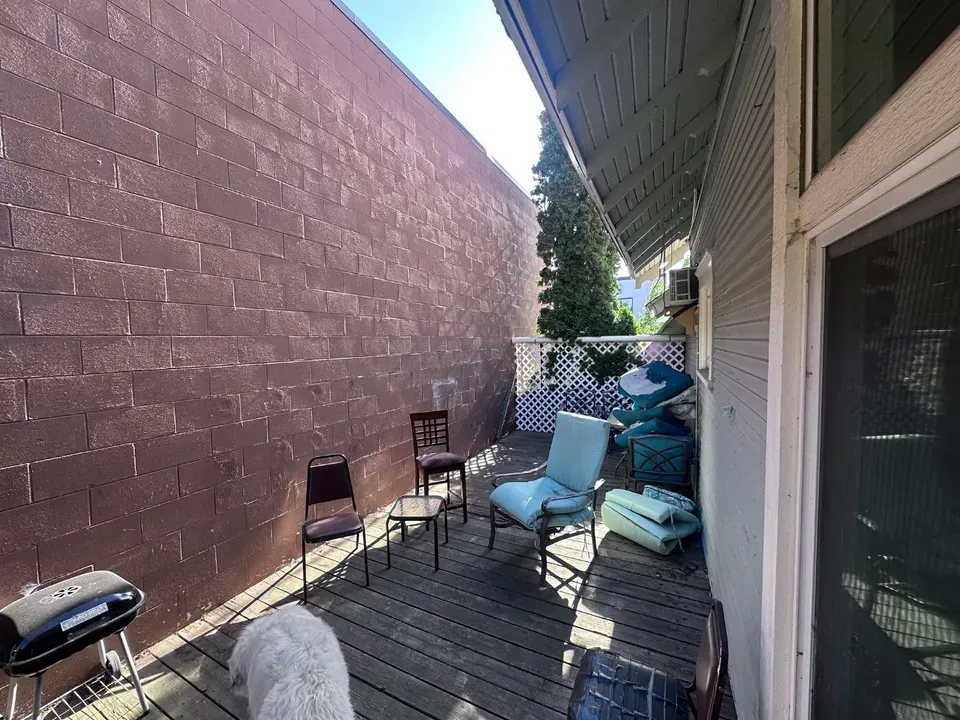 1 Bed 1 Bath Contemporary High-Rise Condo in Coeur d Alene, ID - 5
