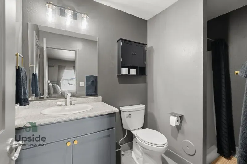 1 Bed 1 Bath Contemporary High-Rise Condo in Coeur d Alene, ID - 5