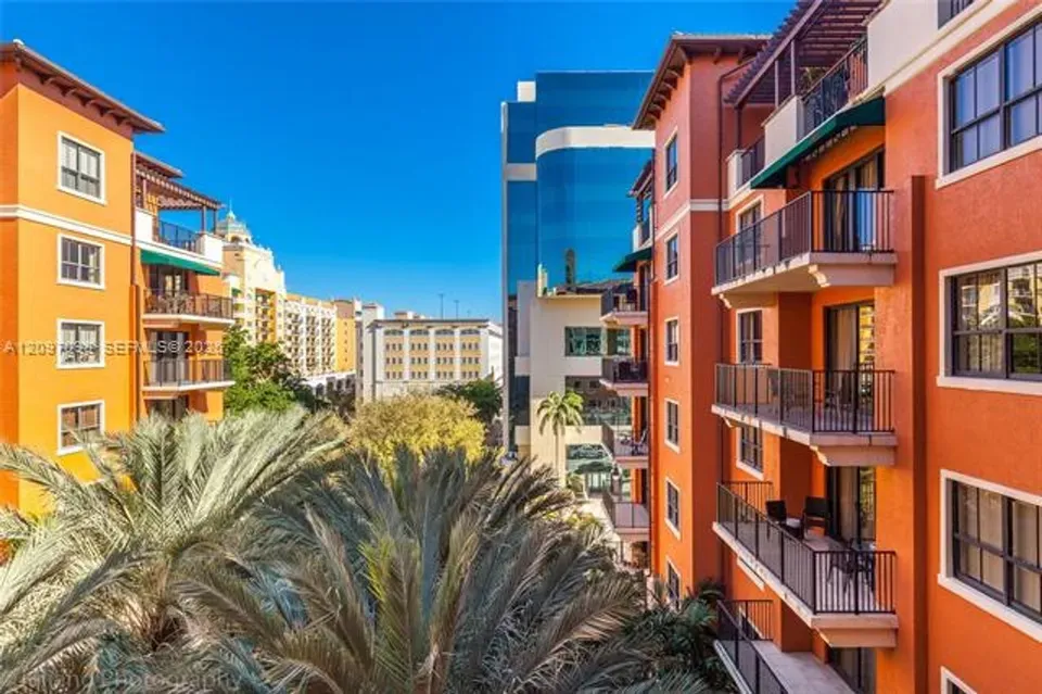 1 Bed 1 Bath Contemporary High-Rise Condo in Coral Gables, FL - 2
