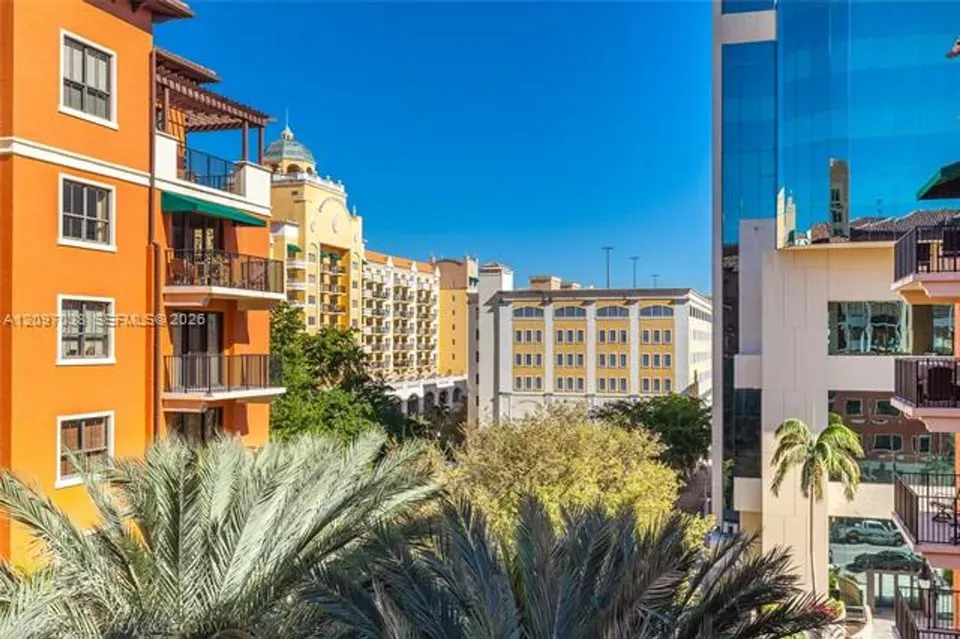 1 Bed 1 Bath Contemporary High-Rise Condo in Coral Gables, FL - 3