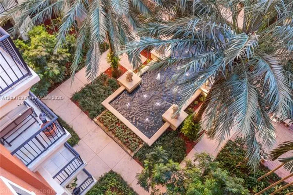 1 Bed 1 Bath Contemporary High-Rise Condo in Coral Gables, FL - 5
