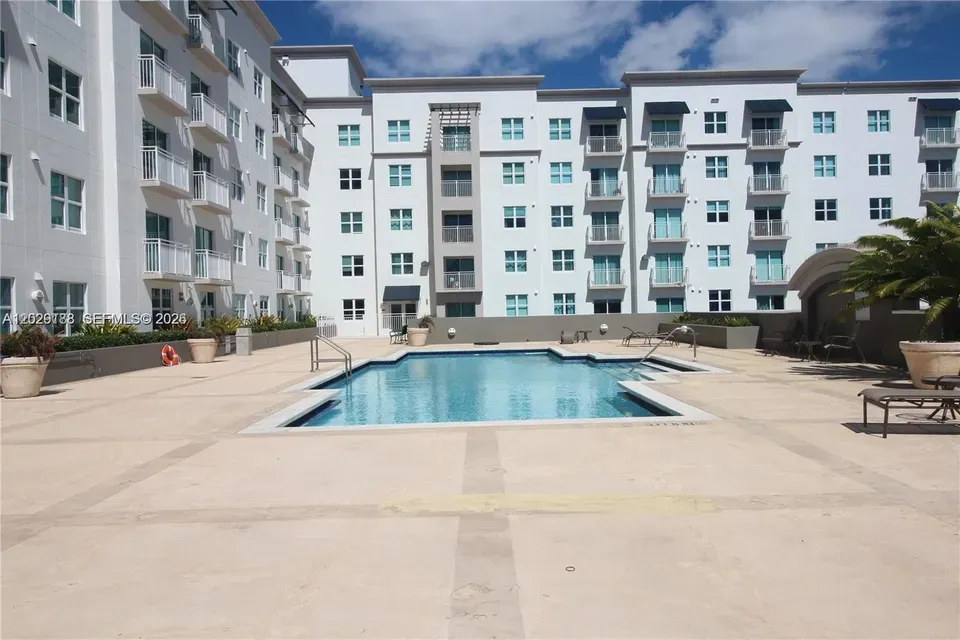 1 Bed 1 Bath Contemporary High-Rise Condo in Coral Gables, FL - 1