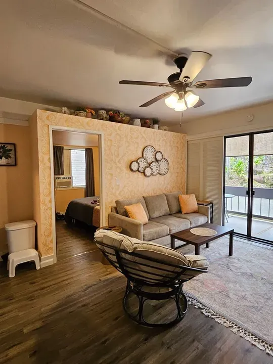 1 Bed 1 Bath Contemporary High-Rise Condo in Hilo, HI