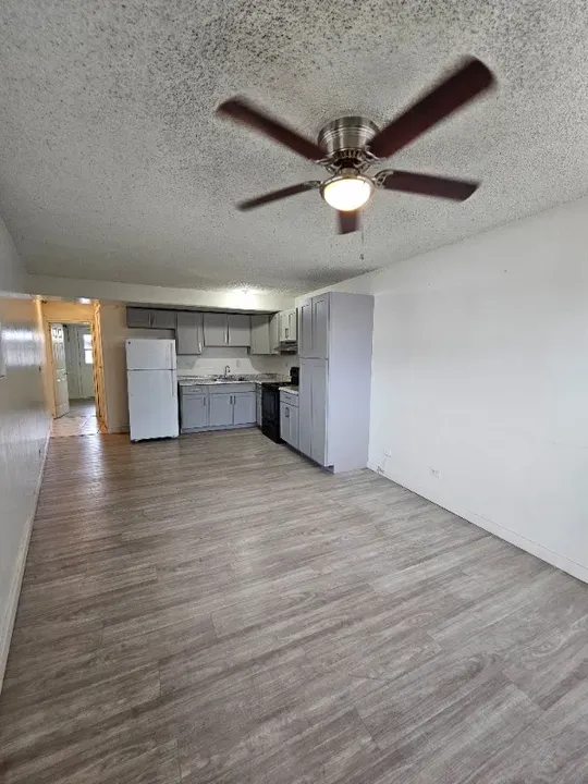 1 Bed 1 Bath Contemporary High-Rise Condo in Honolulu, HI - 2