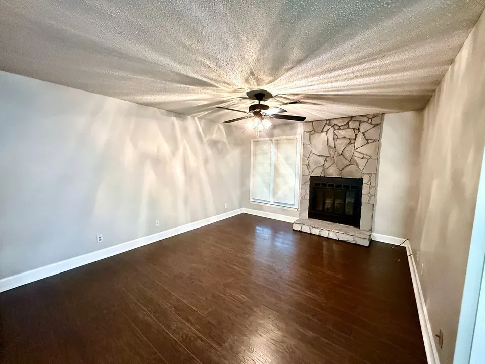 1 Bed 1 Bath Contemporary High-Rise Condo in Huntsville, AL