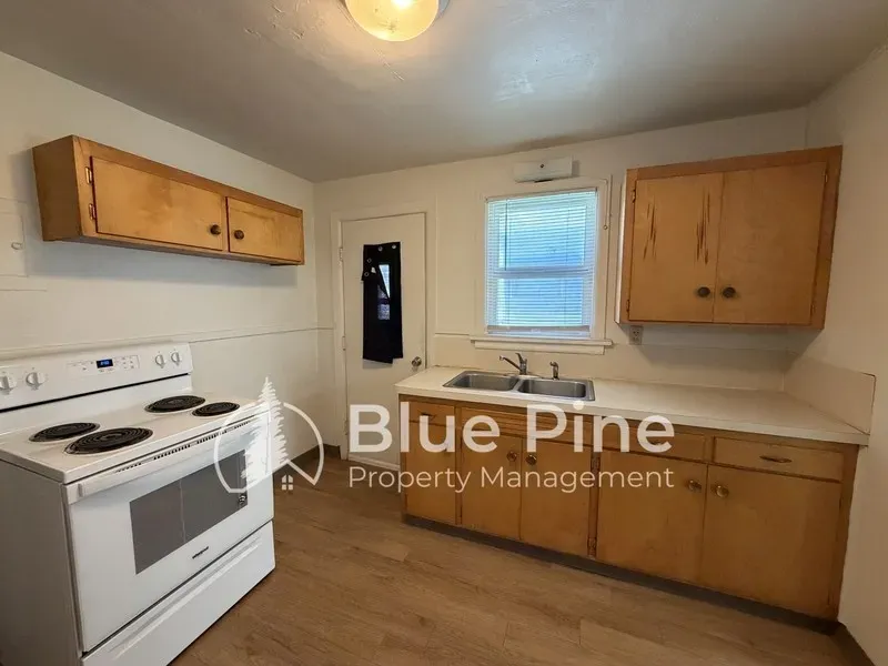 1 Bed 1 Bath Contemporary High-Rise Condo in Idaho Falls, ID - 4