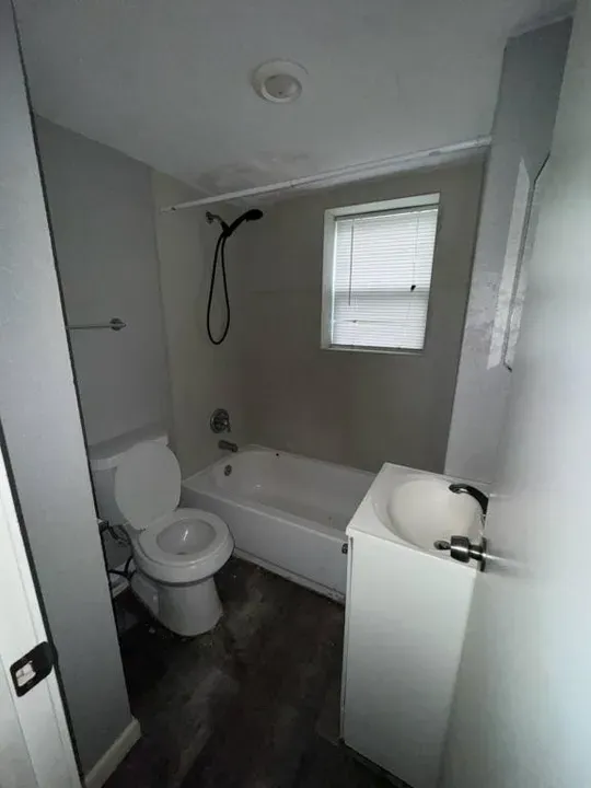 1 Bed 1 Bath Contemporary High-Rise Condo in Kansas City, KS