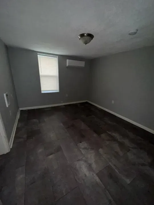 1 Bed 1 Bath Contemporary High-Rise Condo in Kansas City, KS - 2