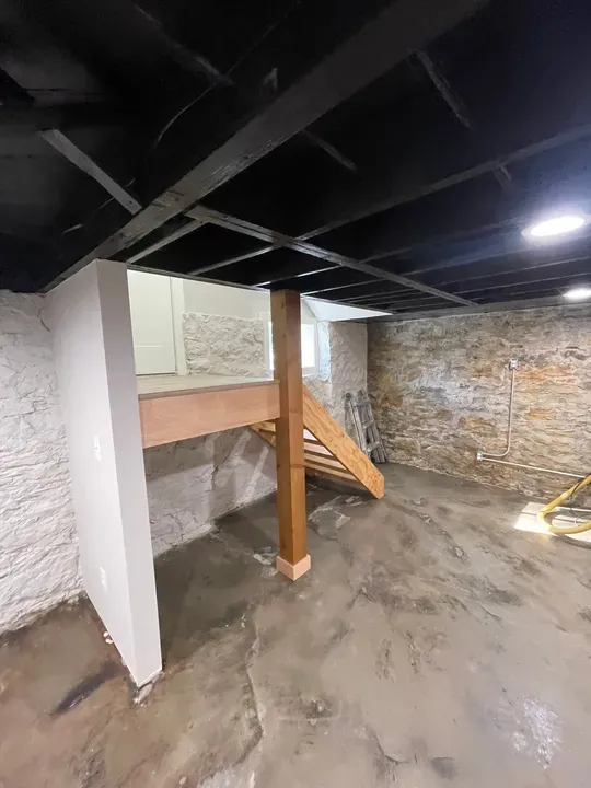 1 Bed 1 Bath Contemporary High-Rise Condo in Kansas City, KS - 1