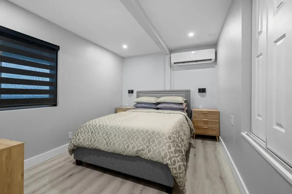 1 Bed 1 Bath Contemporary High-Rise Condo in Maui, HI - 5