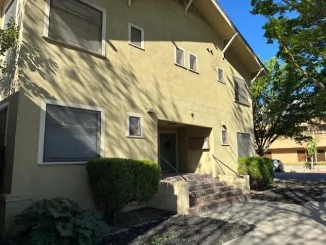 1 Bed 1 Bath Contemporary High-Rise Condo in Modesto, CA - 1