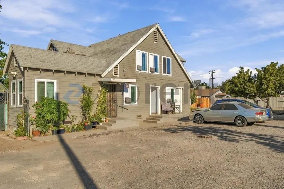 1 Bed 1 Bath Contemporary High-Rise Condo in Modesto, CA - 1