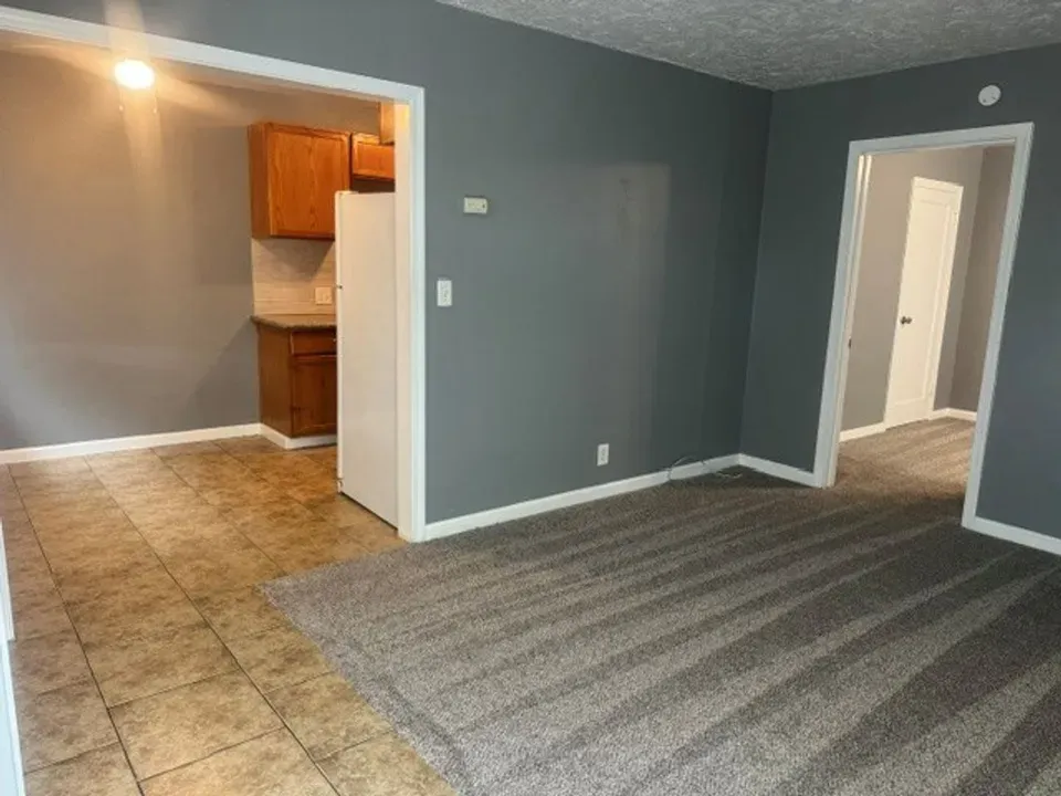 1 Bed 1 Bath Contemporary High-Rise Condo in Modesto, CA