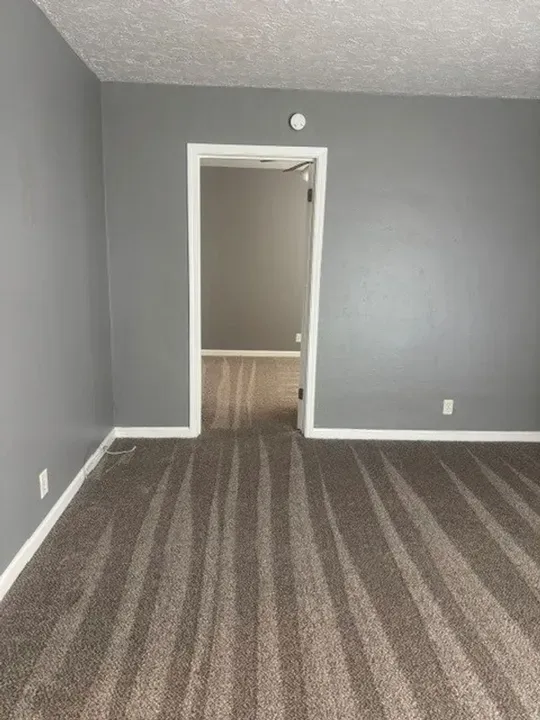 1 Bed 1 Bath Contemporary High-Rise Condo in Modesto, CA - 3