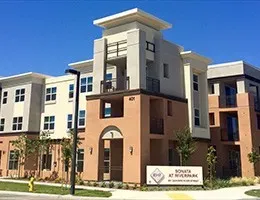 1 Bed 1 Bath Contemporary High-Rise Condo in Oxnard, CA - 4