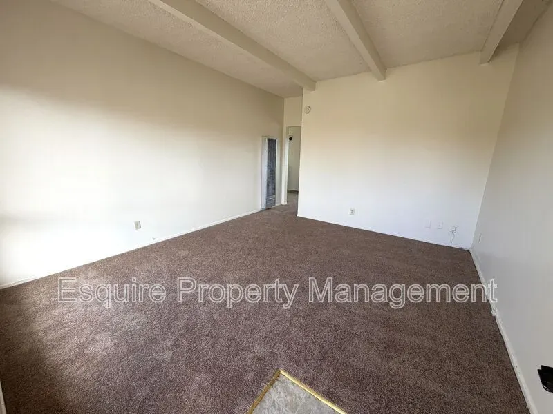1 Bed 1 Bath Contemporary High-Rise Condo in Oxnard, CA - 2