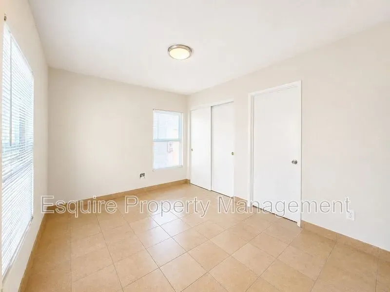 1 Bed 1 Bath Contemporary High-Rise Condo in Oxnard, CA - 3