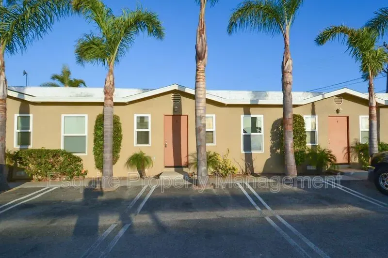 1 Bed 1 Bath Contemporary High-Rise Condo in Oxnard, CA