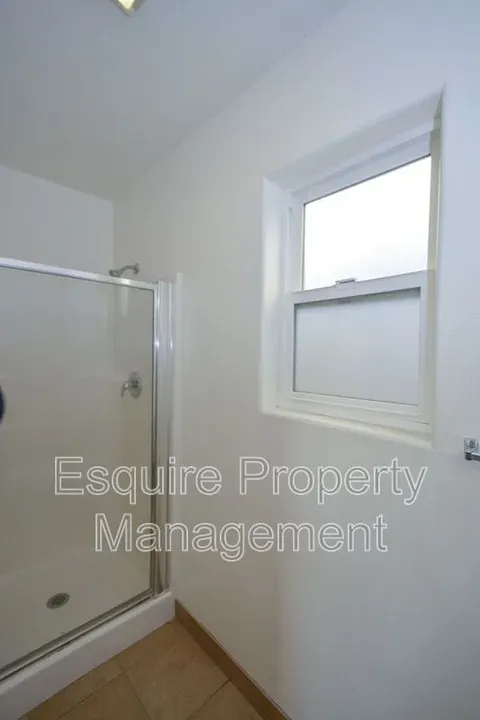 1 Bed 1 Bath Contemporary High-Rise Condo in Oxnard, CA - 5