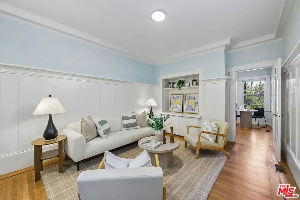1 Bed 1 Bath Contemporary High-Rise Condo in San Francisco, CA - 1