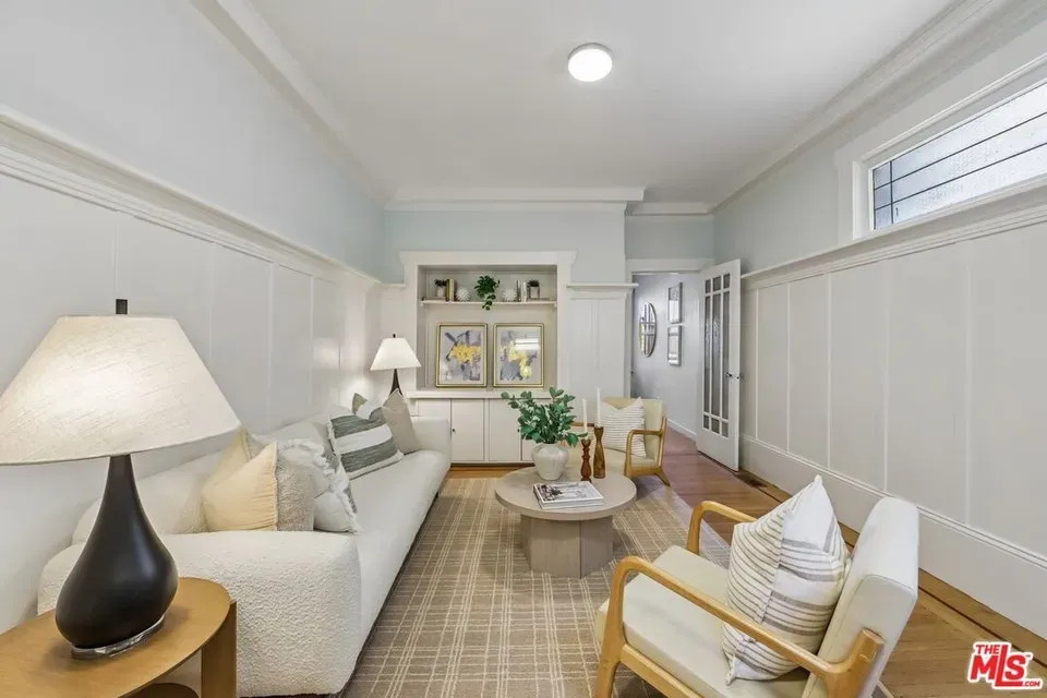 1 Bed 1 Bath Contemporary High-Rise Condo in San Francisco, CA - 4
