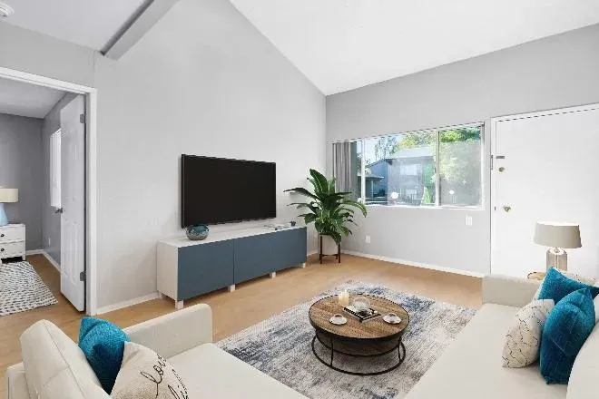 1 Bed 1 Bath Contemporary High-Rise Condo in Santa Cruz, CA