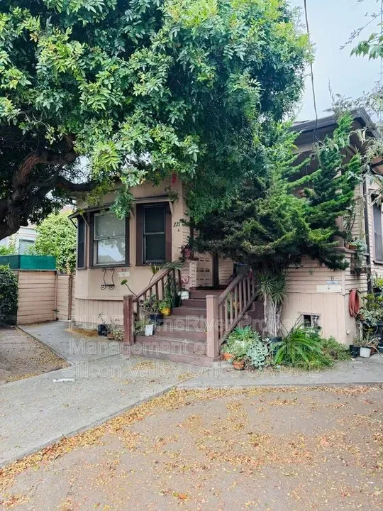 1 Bed 1 Bath Contemporary High-Rise Condo in Santa Cruz, CA - 1