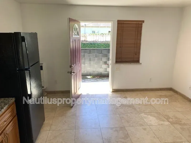 1 Bed 1 Bath Contemporary High-Rise Condo in Santa Cruz, CA - 2