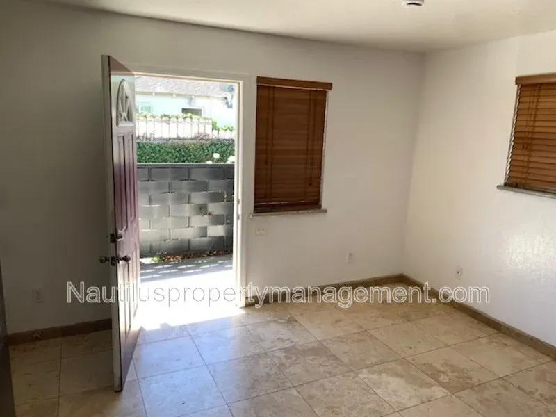 1 Bed 1 Bath Contemporary High-Rise Condo in Santa Cruz, CA - 3