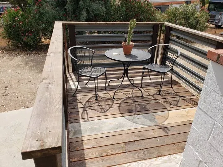 1 Bed 1 Bath Contemporary High-Rise Condo in Temecula, CA - 3