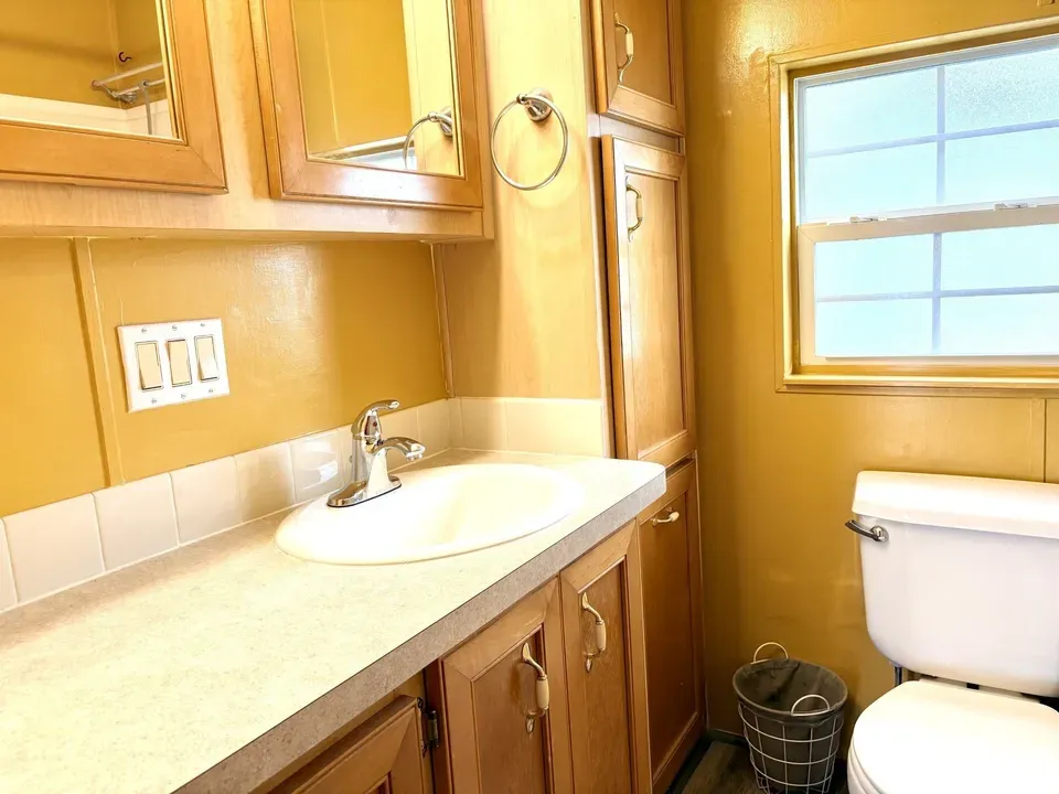 1 Bed 1 Bath Established Contemporary Home in New Braunfels, TX - 5