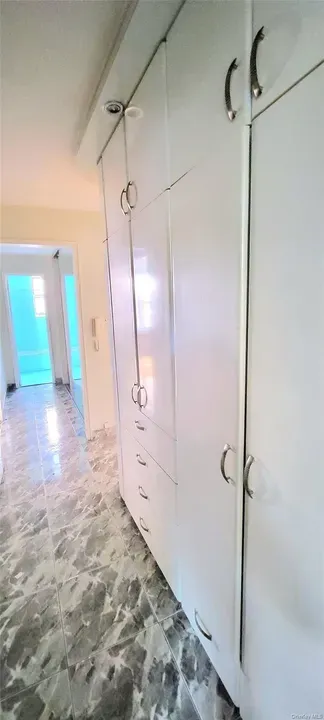 1 Bed 1 Bath Established Mid-Century Residence in Queens, NY - 2