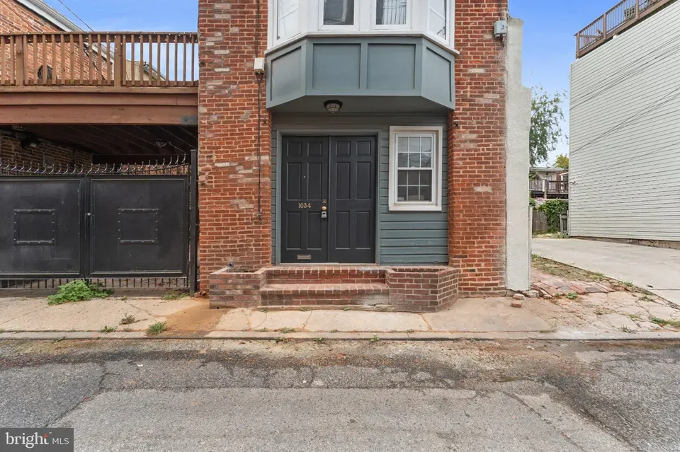 1 Bed 1 Bath Established Multi-Level Townhouse in Baltimore, MD - 2