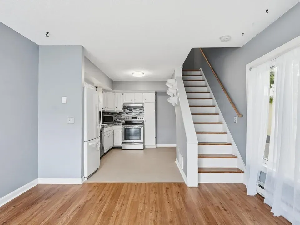 1 Bed 1 Bath Established Multi-Level Townhouse in Burlington, VT - 2