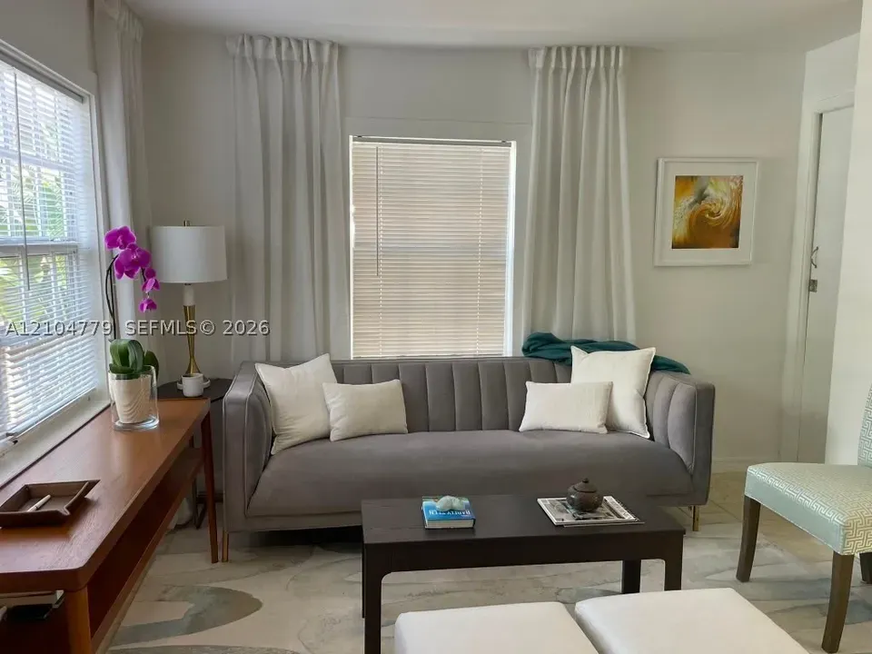 1 Bed 1 Bath Established Multi-Level Townhouse in Coral Gables, FL - 4