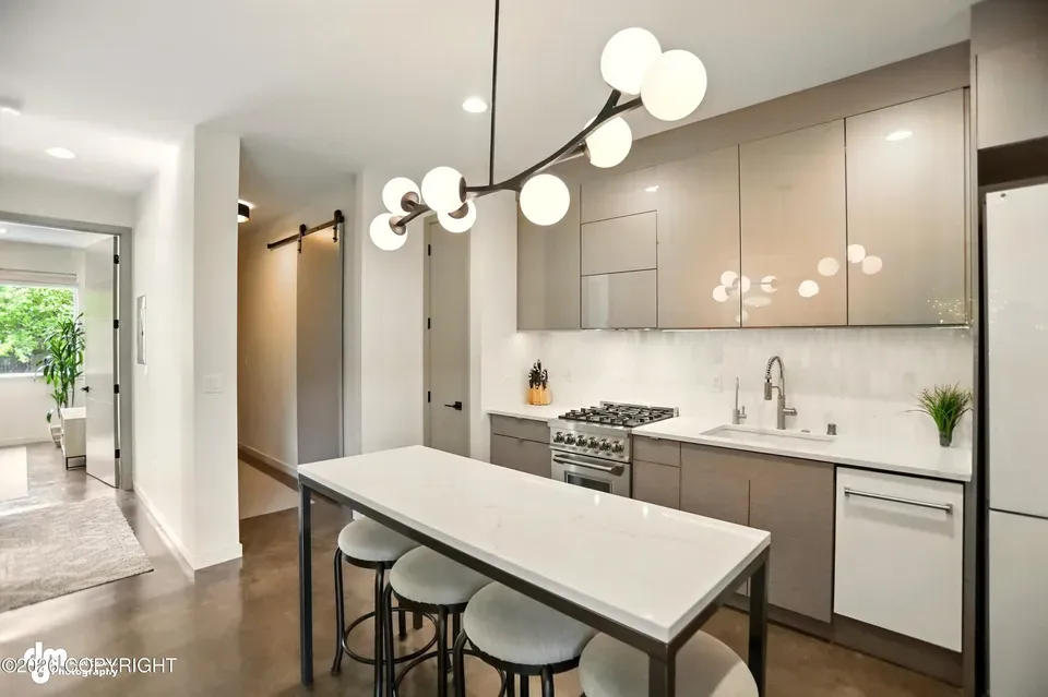 1 Bed 1 Bath Modern Contemporary Residence in Anchorage, AK - 3
