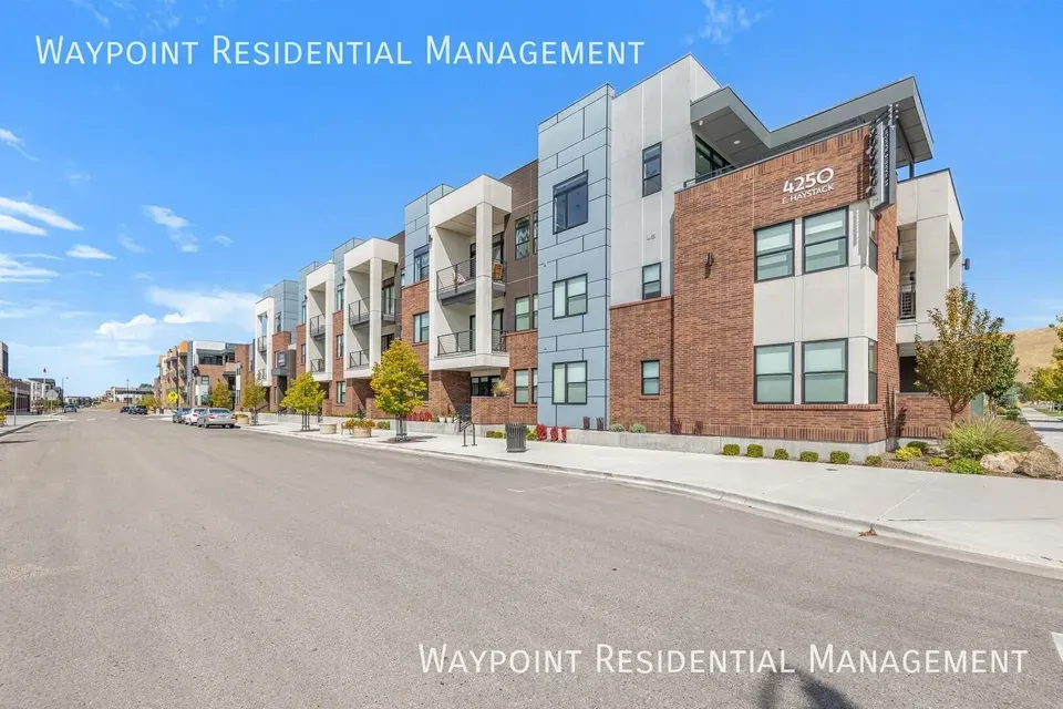 1 Bed 1 Bath Modern Contemporary Residence in Boise, ID