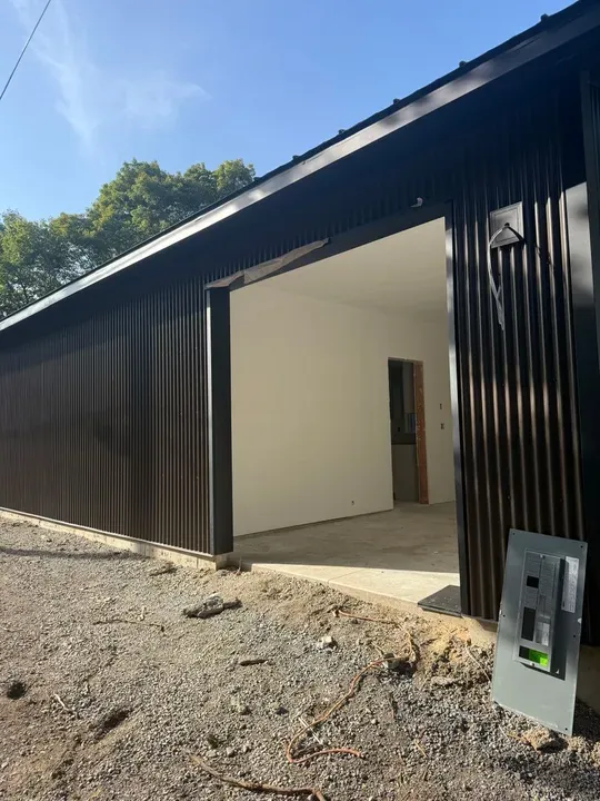 1 Bed 1 Bath Modern Contemporary Residence in Coeur d Alene, ID - 2