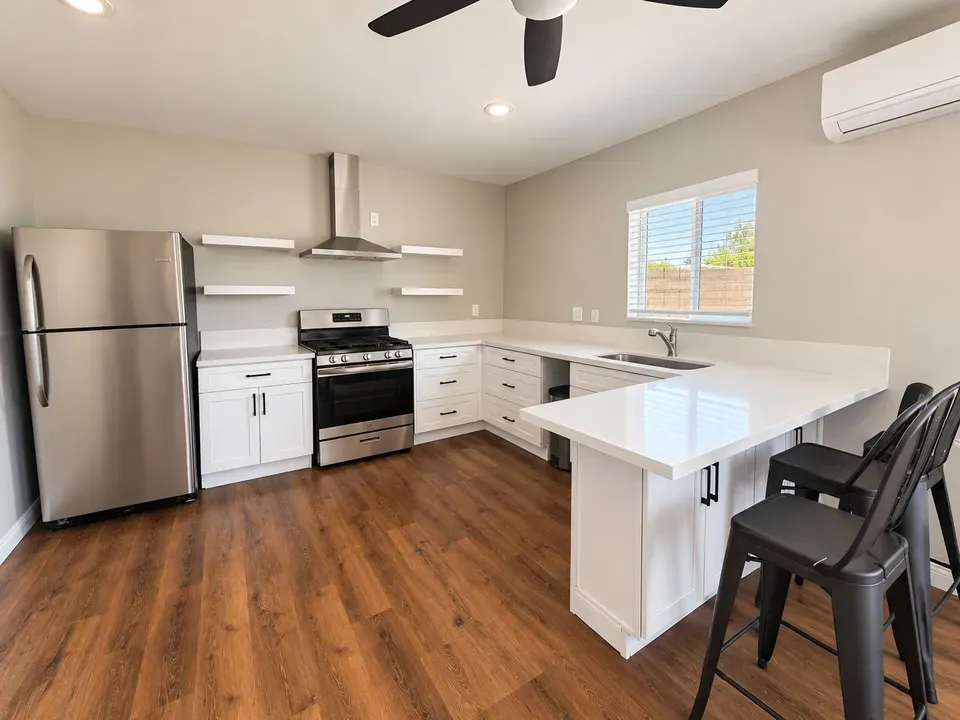 1 Bed 1 Bath Modern Contemporary Residence in Fontana, CA - 3