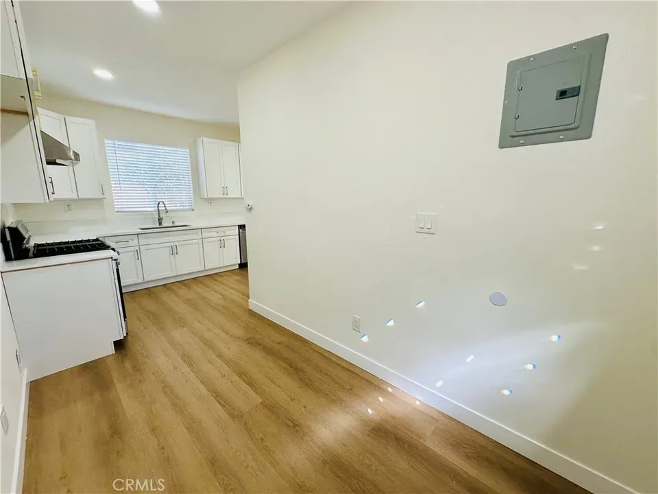 1 Bed 1 Bath Modern Contemporary Residence in Fontana, CA - 3